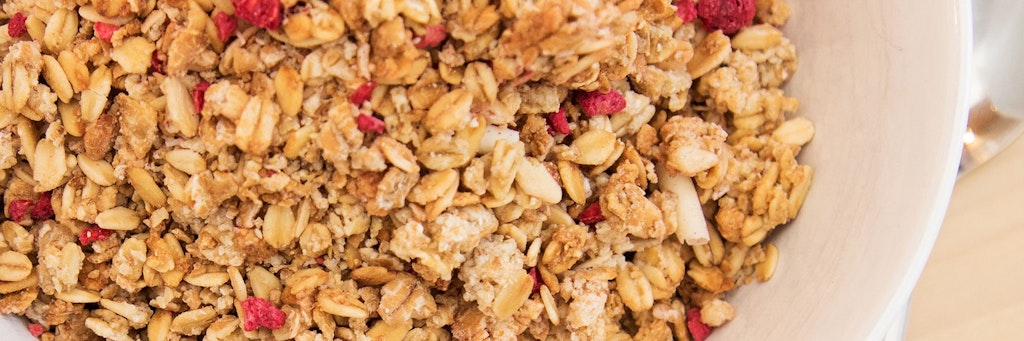 Mjam, sieht lecker und fruchtig aus. Aber ist das Früchtemüsli auch frei von Schadstoffen?