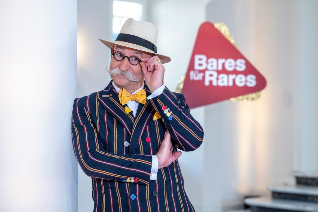 TV-Moderator Horst Lichter wirft immer ein Auge auf ausgefallene Dinge. Windhorsts Hertha-Anteile gehören auf alle Fälle dazu. 