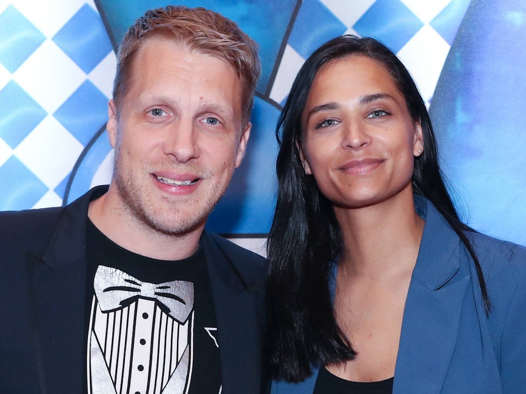 Oliver Pocher und seine Frau Amira erzählen in ihrem Podcast „Die Pochers hier“ aus ihrem Leben.