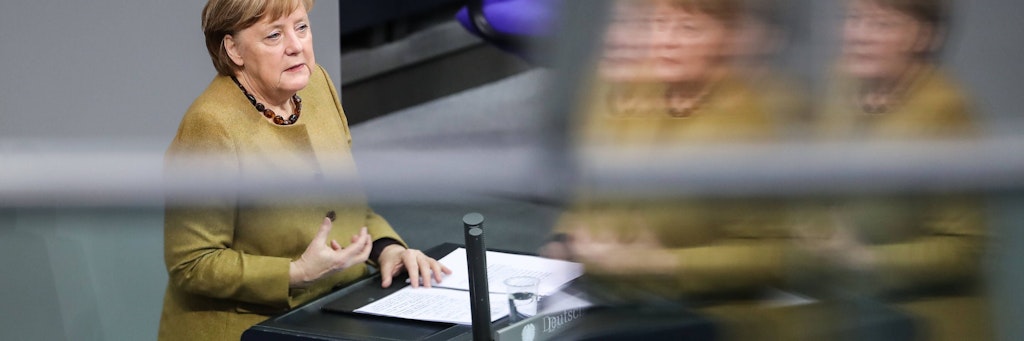Bundeskanzlerin Angela Merkel (CDU) im Bundestag.