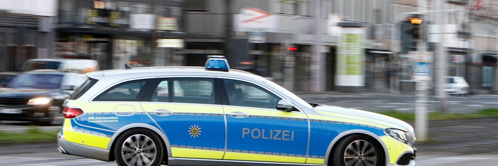 Die Polizisten drifteten mit einem Einsatzwagen durch den Görlitzer Park (Symbolbild).