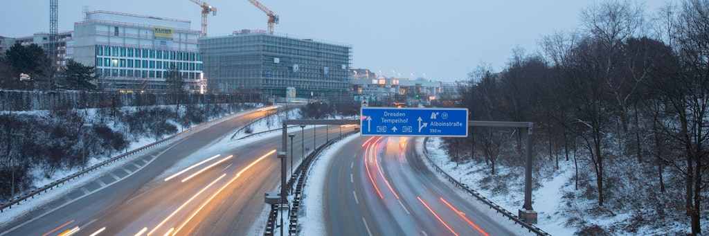 Die A100 hinter dem Kreuz Schöneberg. 