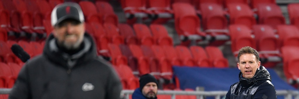 Julian Nagelsmann (r.) zog im Duell mit Liverpools Jürgen Klopp den Kürzeren. Leipzig droht der K. o. in der Königsklasse.