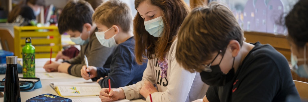 Ohne Maske im Unterricht geht es wohl nicht. 