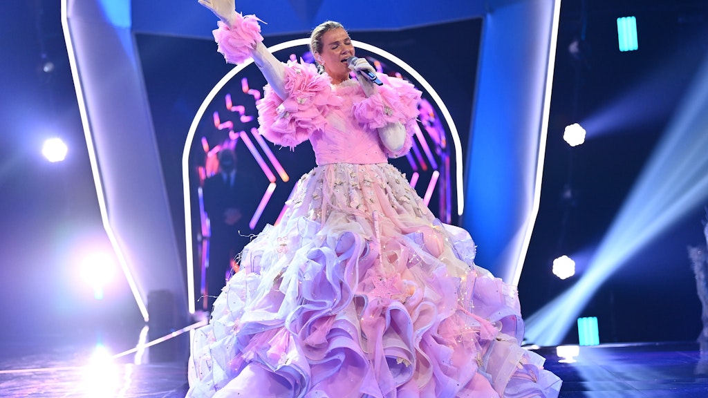 Franziska van Almsick steckte als „Masked Singer“ im Einhorn-Kostüm.