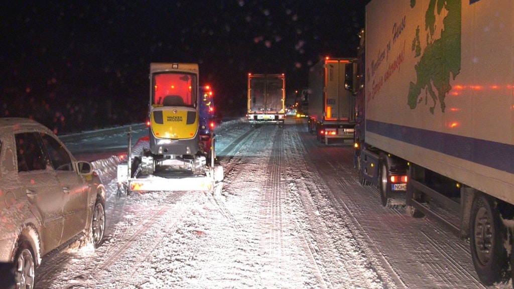 Über Stunden ging es auf der A2 nicht weiter.