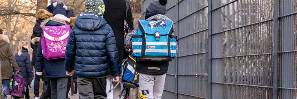 Seit dem 22. Februar gehen die ersten Schüler in den Berliner Grundschulen wieder zum Unterricht. Getestet werden sie aber noch nicht. 