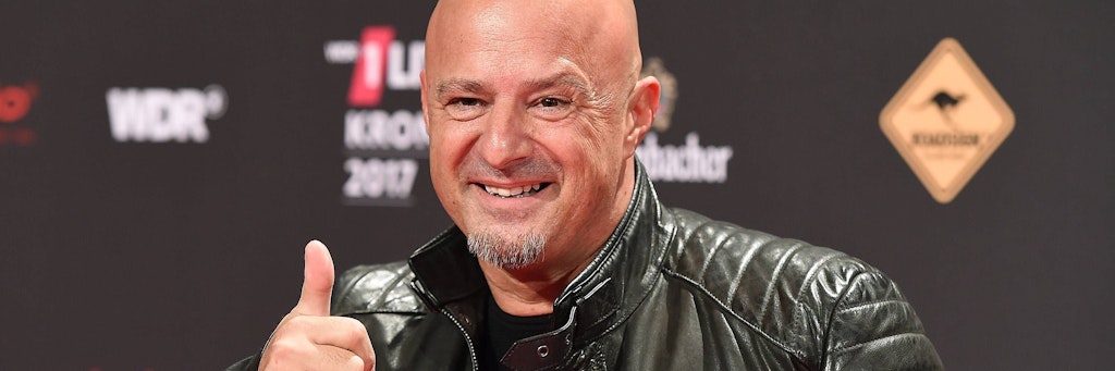 Eigentlich kennen wir „Hot oder Schrott“-Star Detlef Steves nur mit seiner Glatze.