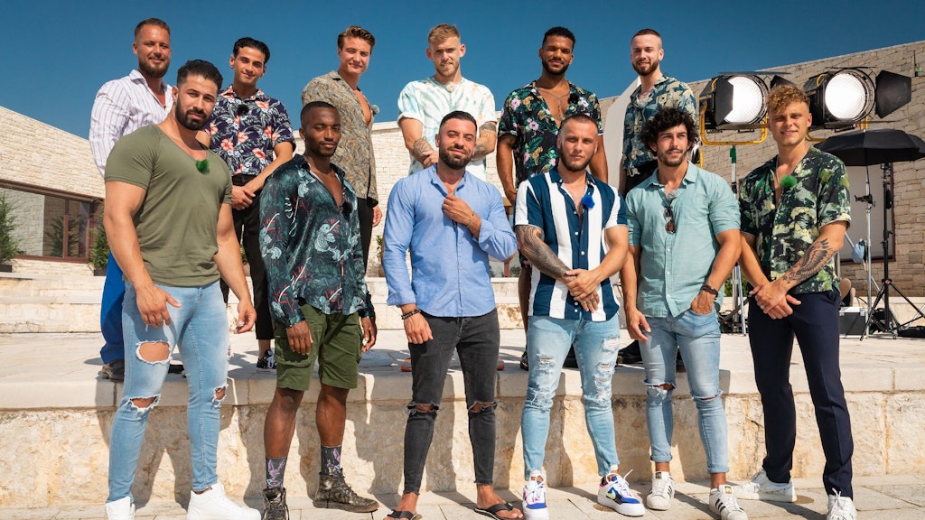 Die männlichen Versuchungen bei „Temptation Island“: Oben: Christoph, Pablo, Eric, Dennis, Andre und Tim (v.l.) Unten: Momo, Anthony, Mahmoud, Eugen, Patrick und Julius (v.l.)