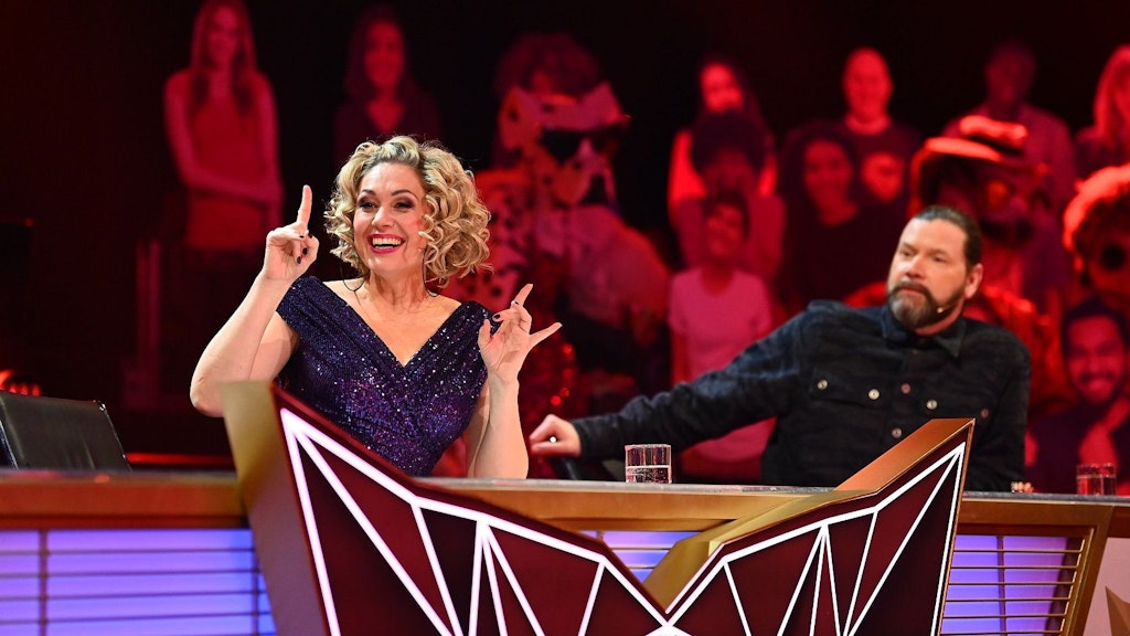 Raten um die Wette: Ruth Moschner und Rea Garvey, das feste Team der „Masked Singer“-Jury.
