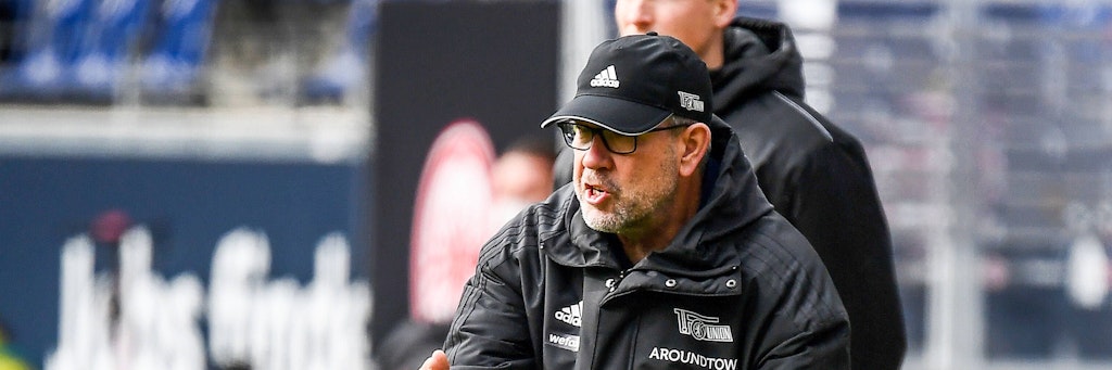 Engagiert an der Seitenline: Unions Trainer Urs Fischer versucht, sein Team vor Fehlern zu bewahren. 