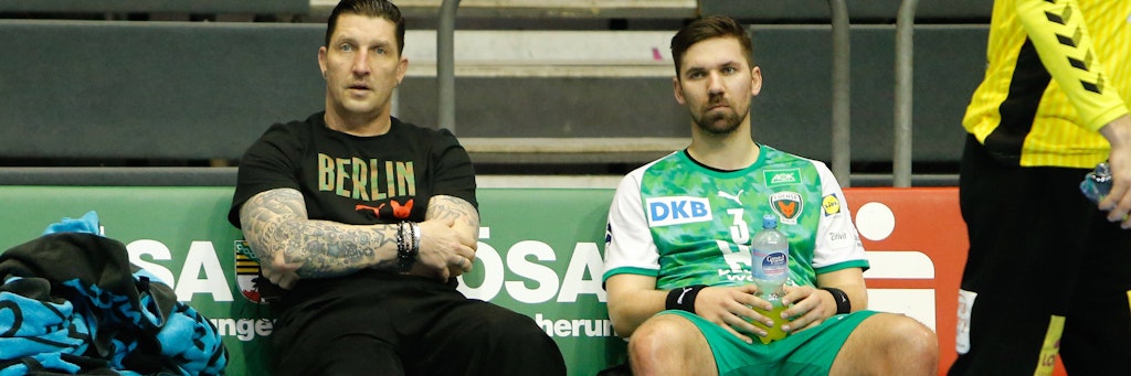 Stefan Kretzschmar (l.) und Fabian Wiede sind in Magdeburg sichtlich bedient.