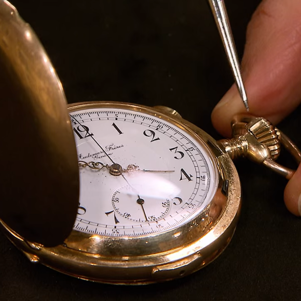 Diese Uhr kam bei „Bares für Rares“ unter den Hammer.