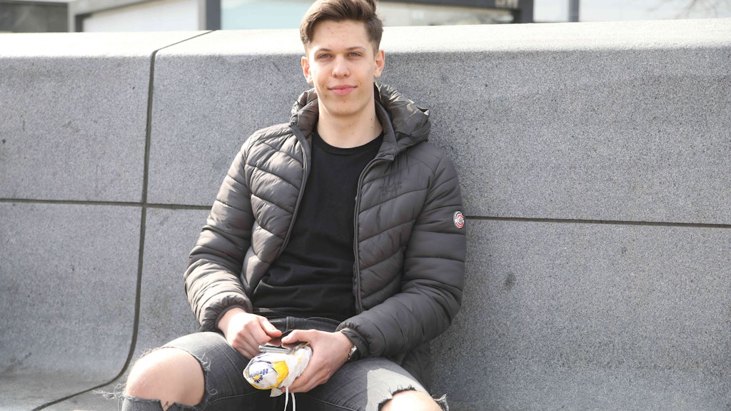 Student Alexander Lupatsziy (18):„ Die Politiker merken, dass bei einigen ihrer Entscheidungen etwas schief läuft.“