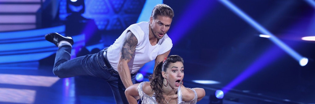 Ex-Profikicker Rúrik Gíslason mit Profi-Tänzerin Renata Lusin bei „Let's Dance“.