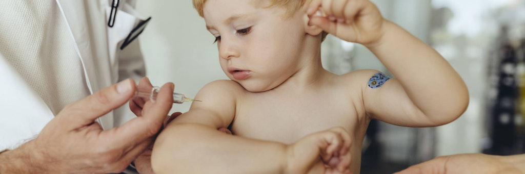 Die Mainzer Firma Biontech und ihr US-Partner Pfizer haben begonnen, ihren Corona-Impfstoff an jüngeren Kindern zu testen.