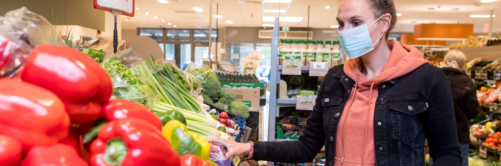 Rund um die Osterfeiertage dürfte es in den Supermärkten wieder voll werden. Wer die Tage entspannt kochen und schlemmen will, plant am besten schon im Vorfeld.
