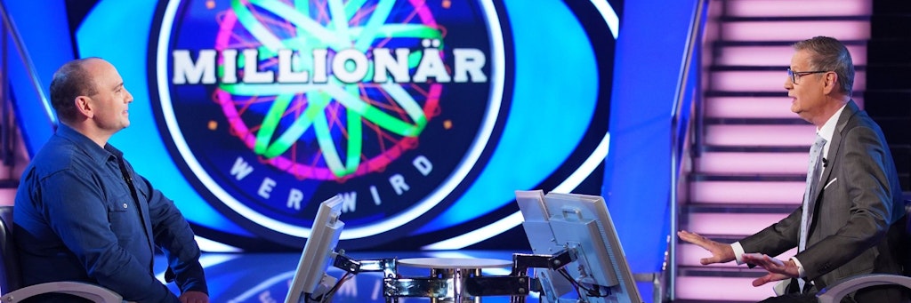 Kandidat Jonny di Sante und Quizmaster Günther Jauch bei „Wer wird Millionär“.