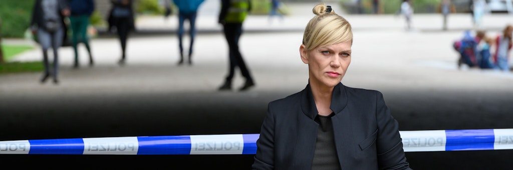 Anna Loos als Helen Dorn in einer Szene der beliebten Krimiserie „Helen Dorn“.