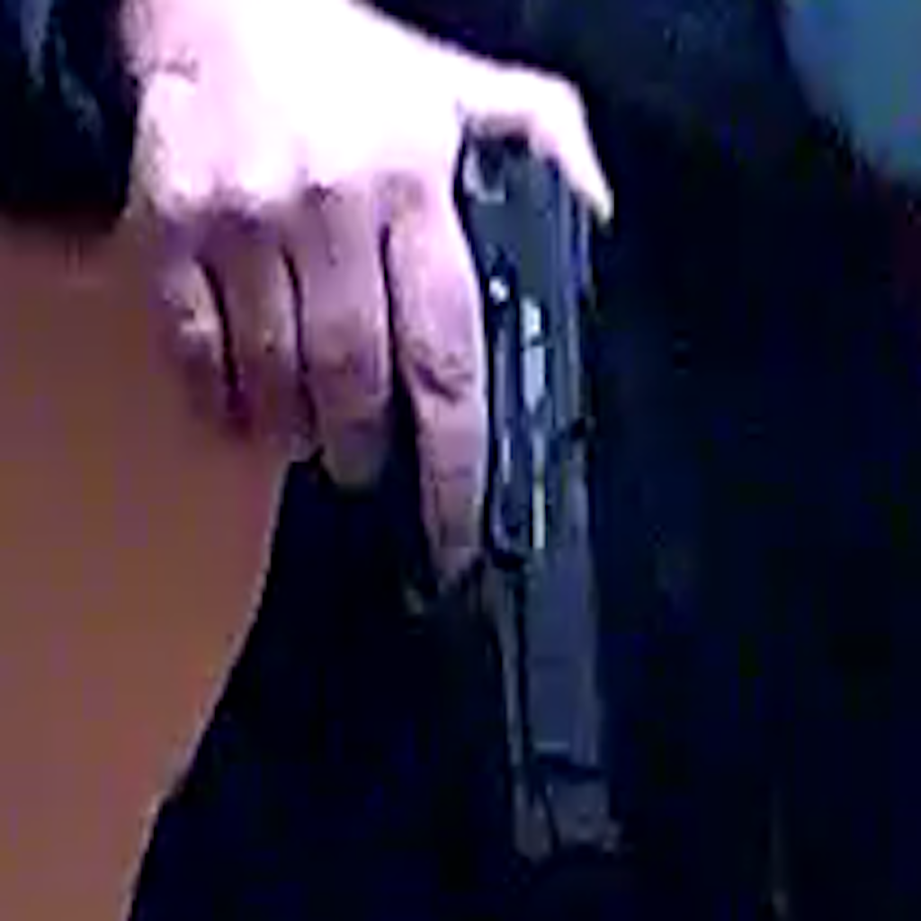 Mit dieser Waffe bedrohte er eine Angestellte.