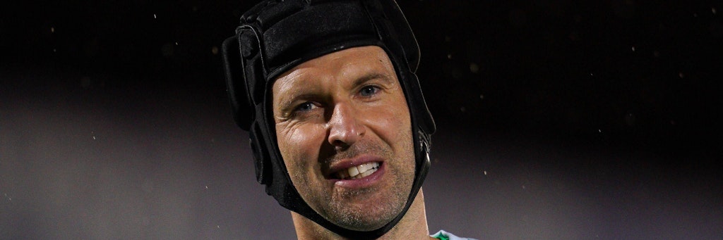 Petr Cech trat nach seinem schweren Zusammenprall nur noch mit Helm auf.