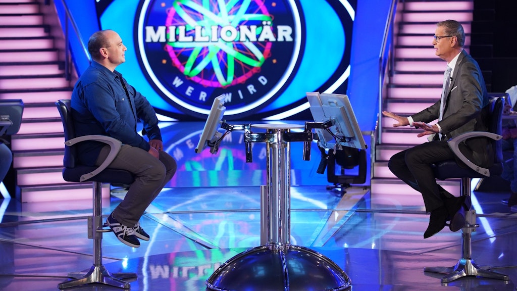 Jauch und Kandidat Jonni di Santi bei „Wer wird Millionär“.