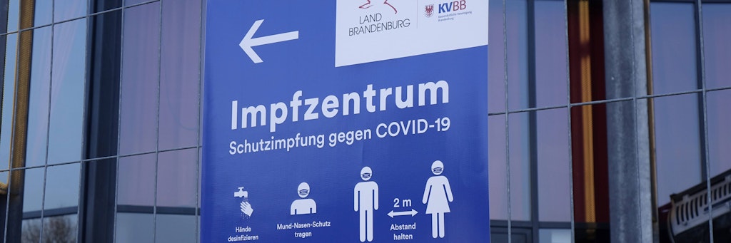 Impfzentrum am Filmpark Babelsberg in Potsdam.