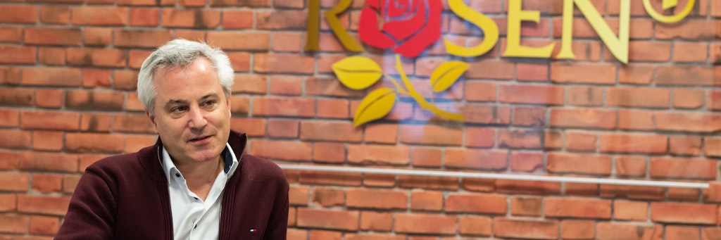 Jan Diepers, Produzent der Telenovela „Rote Rosen“: Wegen Corona-Fällen wurden die Dreharbeiten zu der ARD-Serie unterbrochen.