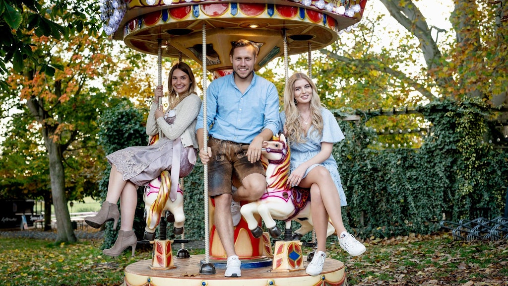 Julia, Patrick und Antonia in der letzten Staffel von „Bauer sucht Frau“.