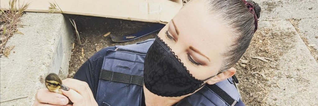 Officer Susan Perez bei der Rettungsaktion.