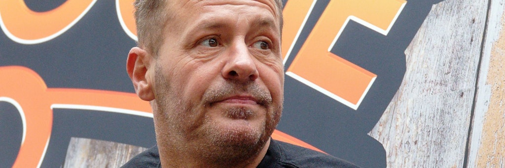 Der Schauspieler und Reality-TV-Star starb am Dienstag in seiner Wohnung in Köln.