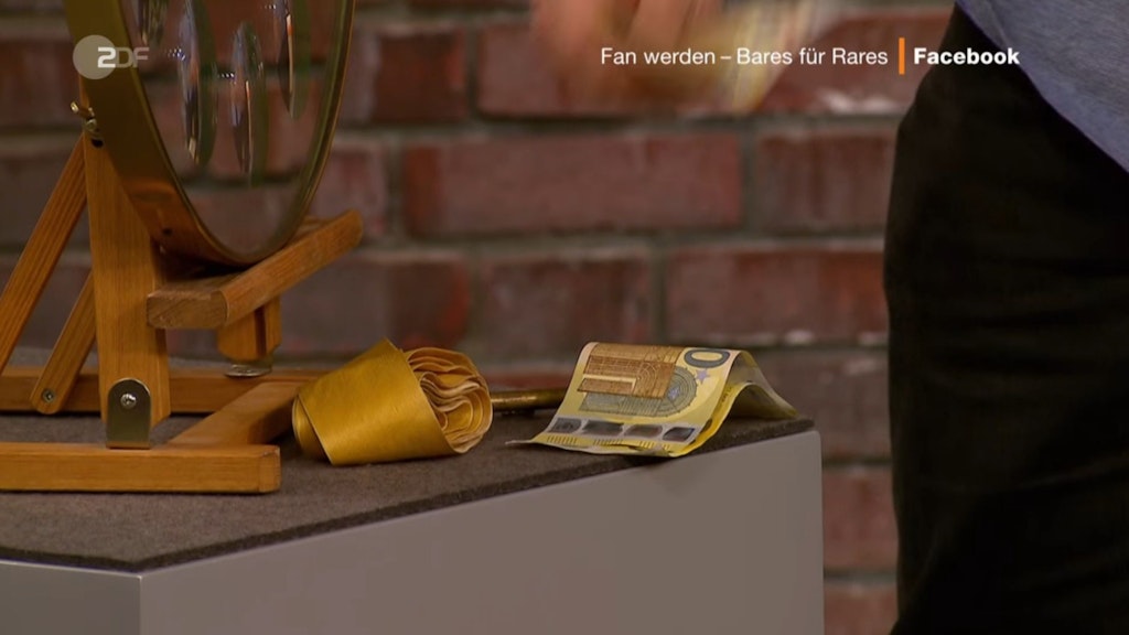 800 Euro bringt der blinde Spiegel bei „Bares für Rares“ am Ende.