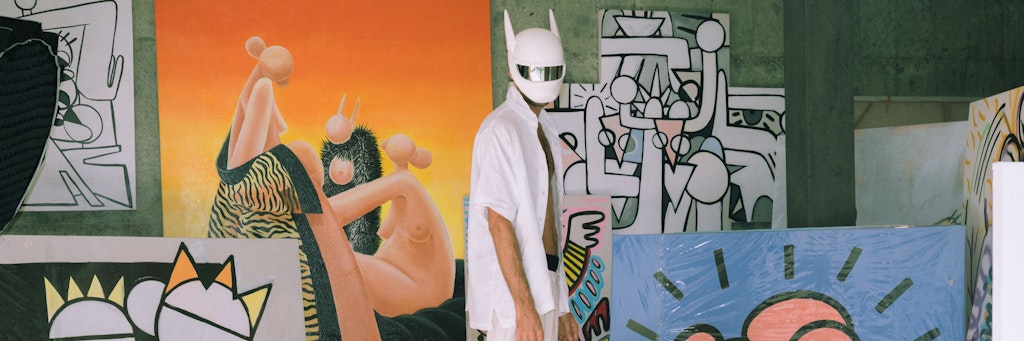 Vier Jahre nach seinem letzten Album präsentiert der Rapper Cro mit der Maske ein Doppelalbum. 