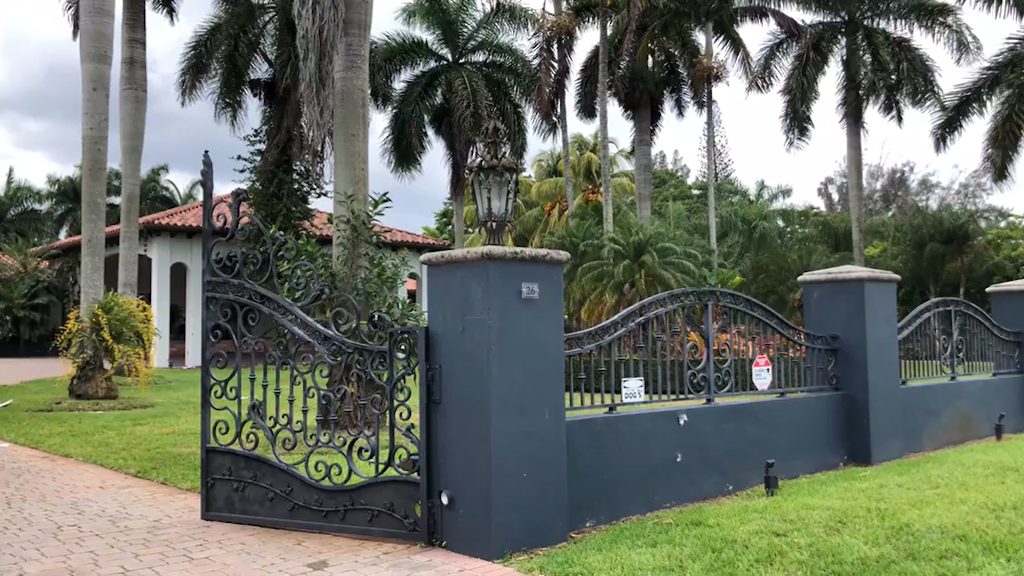 In diesem Vorgarten eines Vorstadthauses in Miami feierte der Junge seinen Geburtstag.