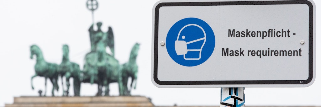 Wegen der anhaltenden Corona-Pandemie gelten in Berlin von Dienstag an nochmals verschärfte Regeln.