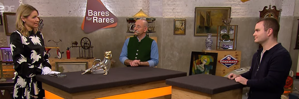 Bei der Expertise im „Bares für Rares“-Studio: Expertin Bianca Berding, Moderator Horst Lichter, Kandidat Christian Simon.
