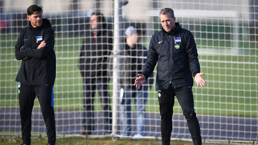 Ilja Hofstädt (l.) war schon bereits Teil des Torwart-Trainerteams unter Kurzzeit-Coach Jürgen Klinsmann und dessen Torwart-Trainer Andreas Köpke (r.).