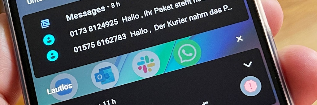 Wer aktuell solche oder ähnliche SMS bekommt, löscht sie besser sofort und klickt keinesfalls auf Links.