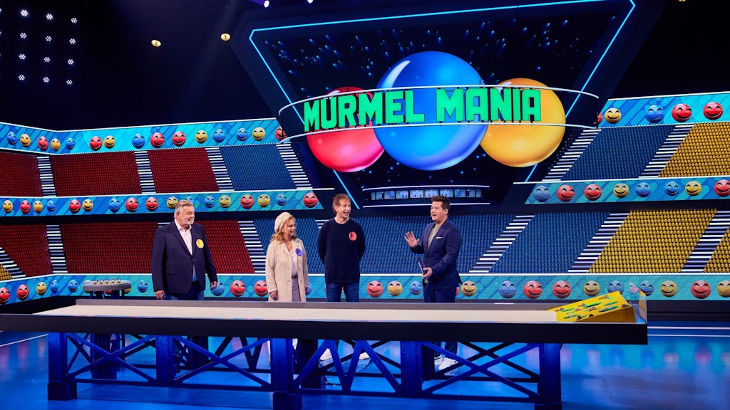 Auch in Geschicklichkeitsspielen mit Murmeln müssen die Stars bei „Murmel Mania“ antreten.