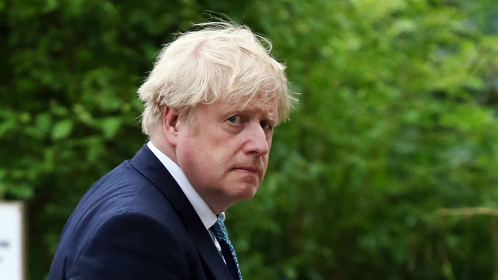 Premier Boris Johnson ist besorgt: Er bereitete die Briten darauf vor, dass weitere Lockerungsschritte ausfallen könnten.