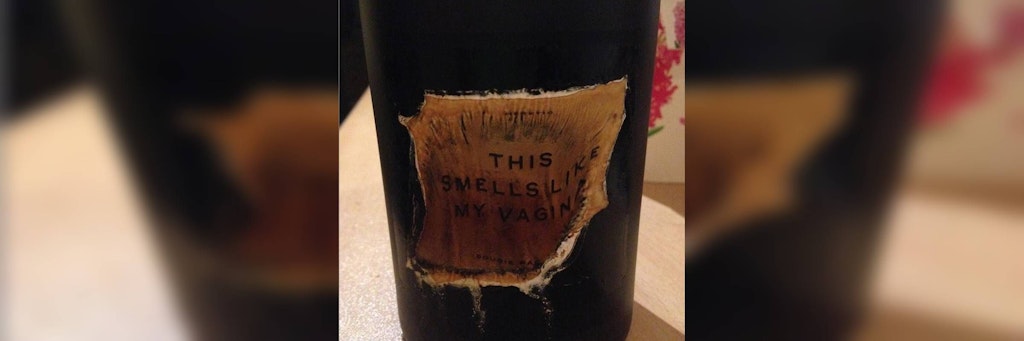 Dieses Foto einer explodierten „This Smells like My Vagina“-Kerze postete ein Kunde auf Instagram.