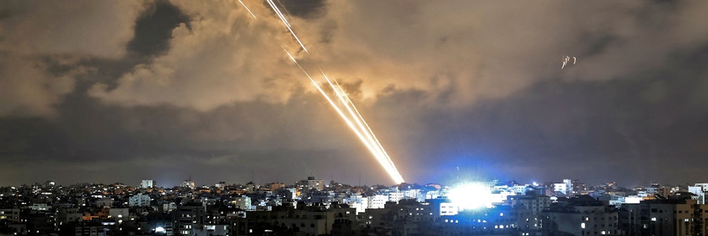 Tausende Raketen feuerte die Hamas in den letzten Tagen auf Israel ab. Die Israelis reagierten mit Luftangriffen und Artilleriefeuer.