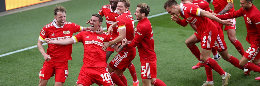 Union spielt international: Da fühlt sich Union Berlins Trainer Urs Fischer wie in der Film-Traumfabrik. Die Hauptrolle fällt wieder einmal Max Kruse (2.v.l.) zu.