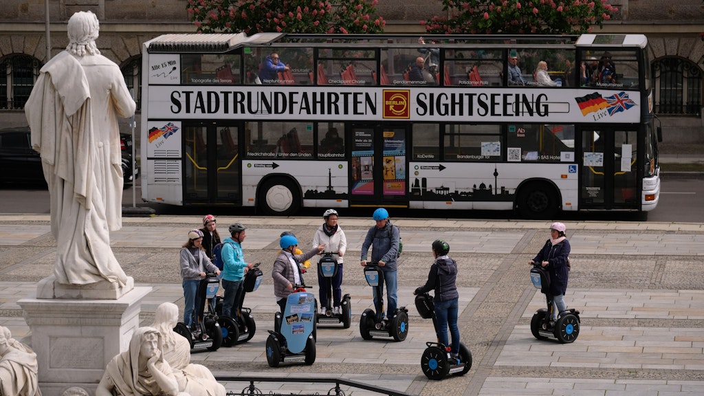 Auch das ist wieder möglich: Segway-Touren und Stadtrundfahrten am Gendarmenmarkt.<br><br>