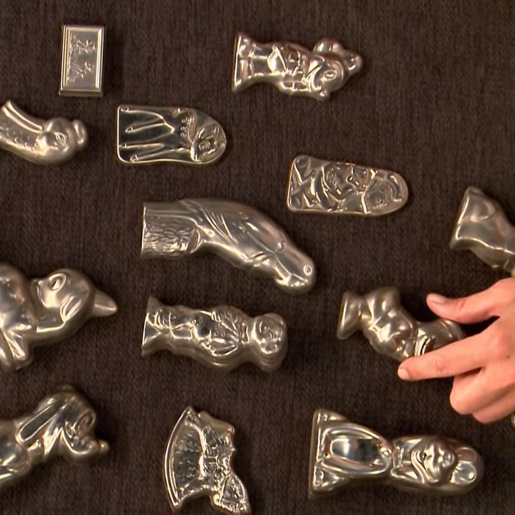 Hunderte Schoko-Förmchen gehören zur Sammlung, die bei „Bares für Rares“ den Besitzer wechselte.