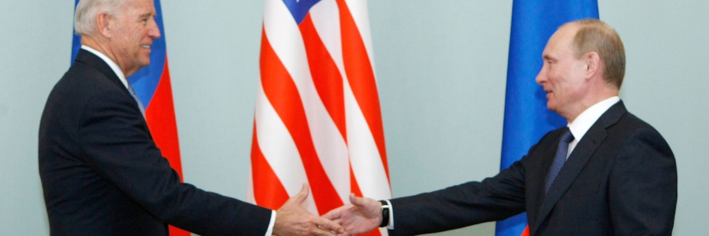 2011 begegneten sich der damalige US-Vizepräsident Joe Biden und Wladimir Putin, seinerzeit Ministerpräsident, in Moskau.