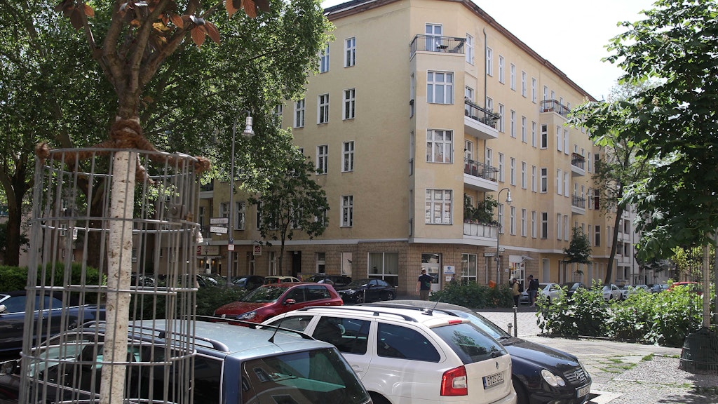 Vor über 40 Jahren zog Gisela Bolduan in dieses Haus. Jetzt muss sie mit ihrer Familie raus.<br> 