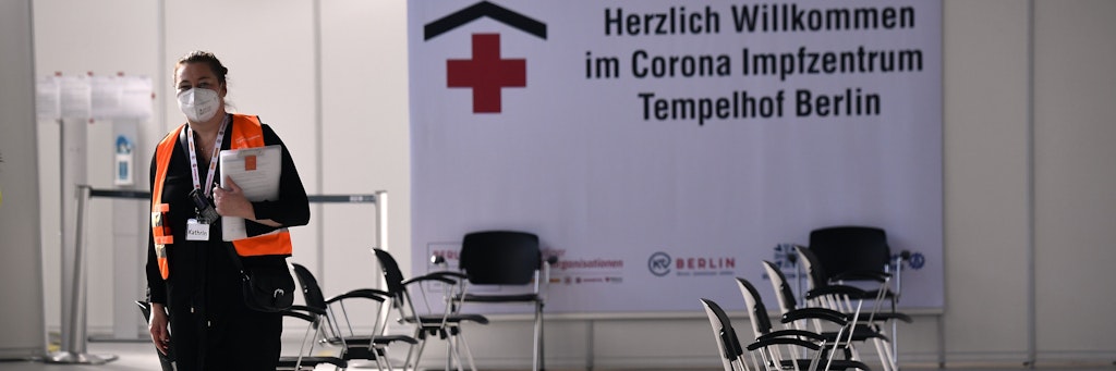 Die betroffenen Patienten hatten am Wochenende sollten am Wochenende ihre Erstimpfung im Impfzentrum in Tempelhof bekommen.