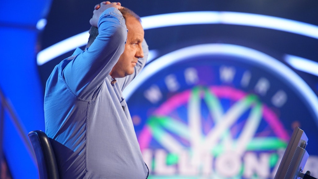 Die Enttäuschung ist groß: Christof Reuter fliegt bei „Wer wird Millionär“ schon bei der 1000-Euro-Frage aus dem Spiel.