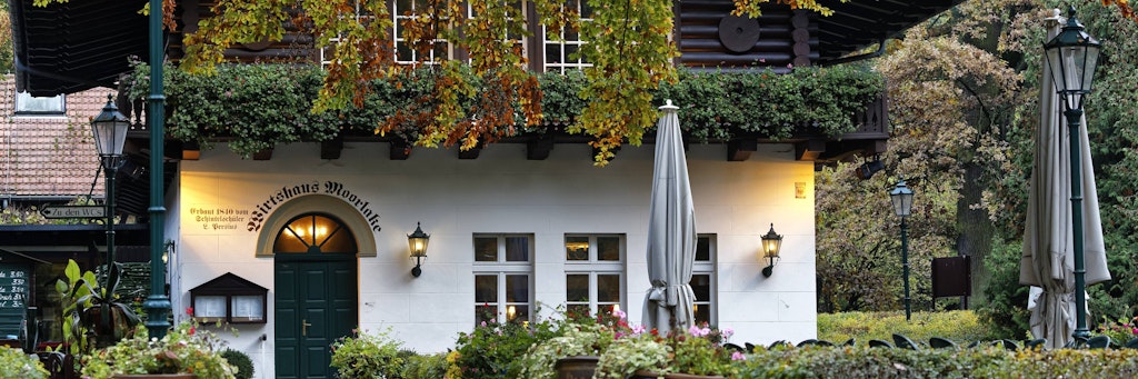 Ein Wirtshaus am Park Klein-Glienicke. Bald sollen hier wieder Gäste sitzen können.<br>